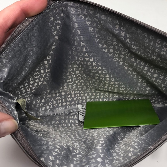 NWT Kate spade cosmetic gray bag - Picture 6 of 6